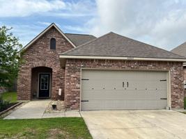 featured image of 42337 Lakestone Dr