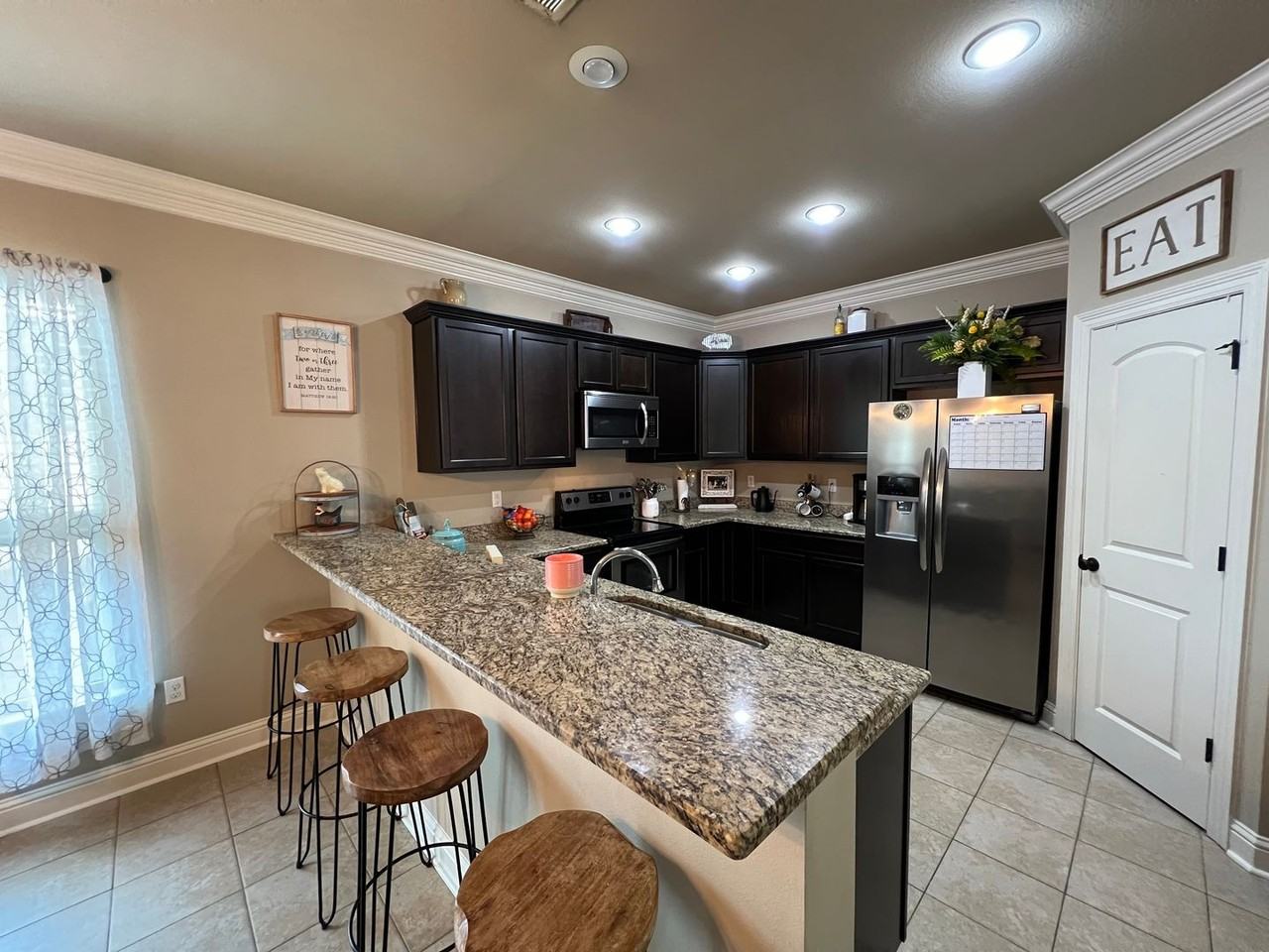 42337 Lakestone Dr - Photo 3 of 22