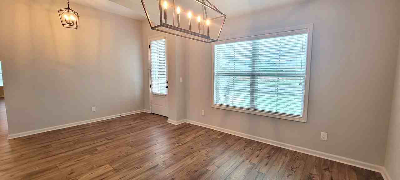 844 Hedgefield Way - Photo 5 of 50