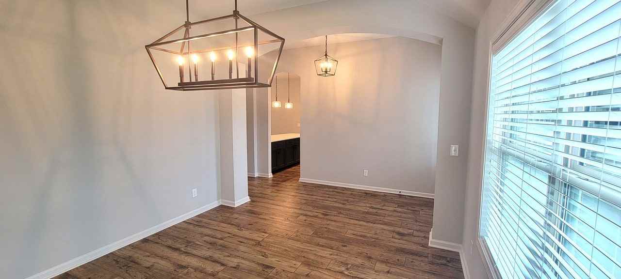 844 Hedgefield Way - Photo 6 of 50