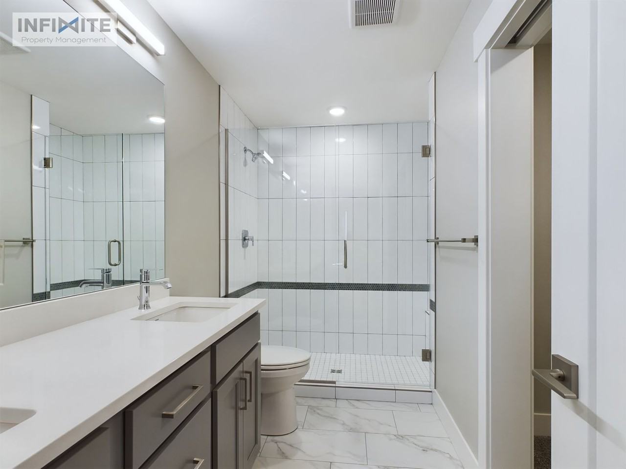 555 Meriwether Ave - Photo 2 of 24