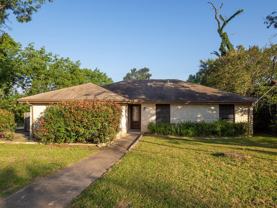 4804 Broadhill Dr - Photo 1 of 1