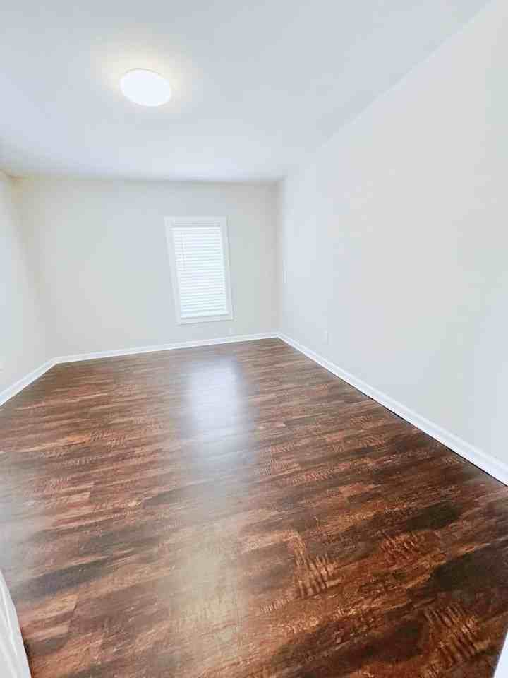 707 N Elizabeth St - Photo 4 of 13