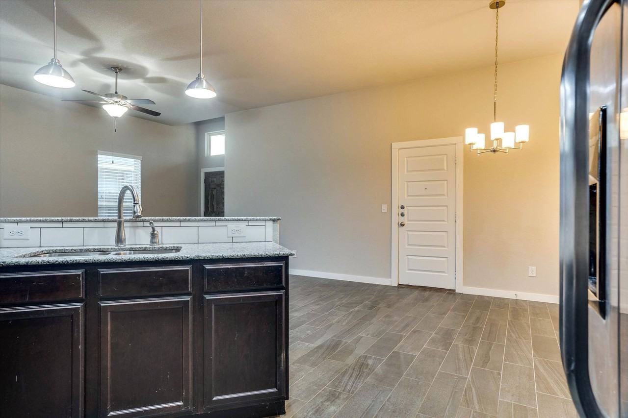 130 Hidden Springs Dr - Photo 6 of 30