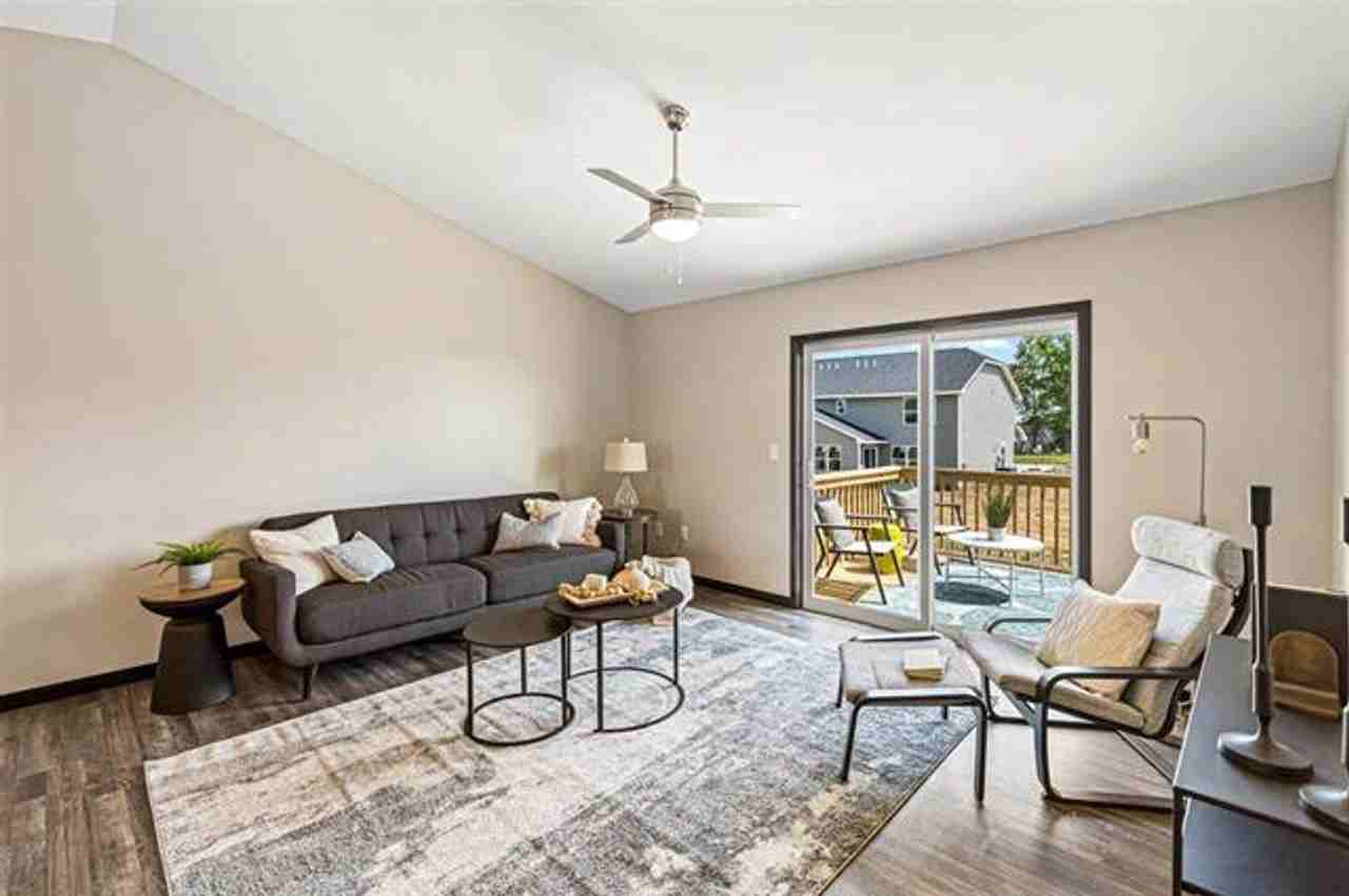 427 Chloe Dr - Photo 6 of 22