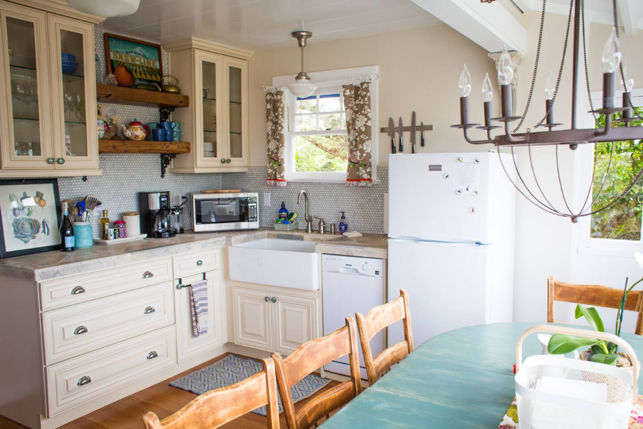 322 Lighthouse Ave #A - Photo 2 of 48