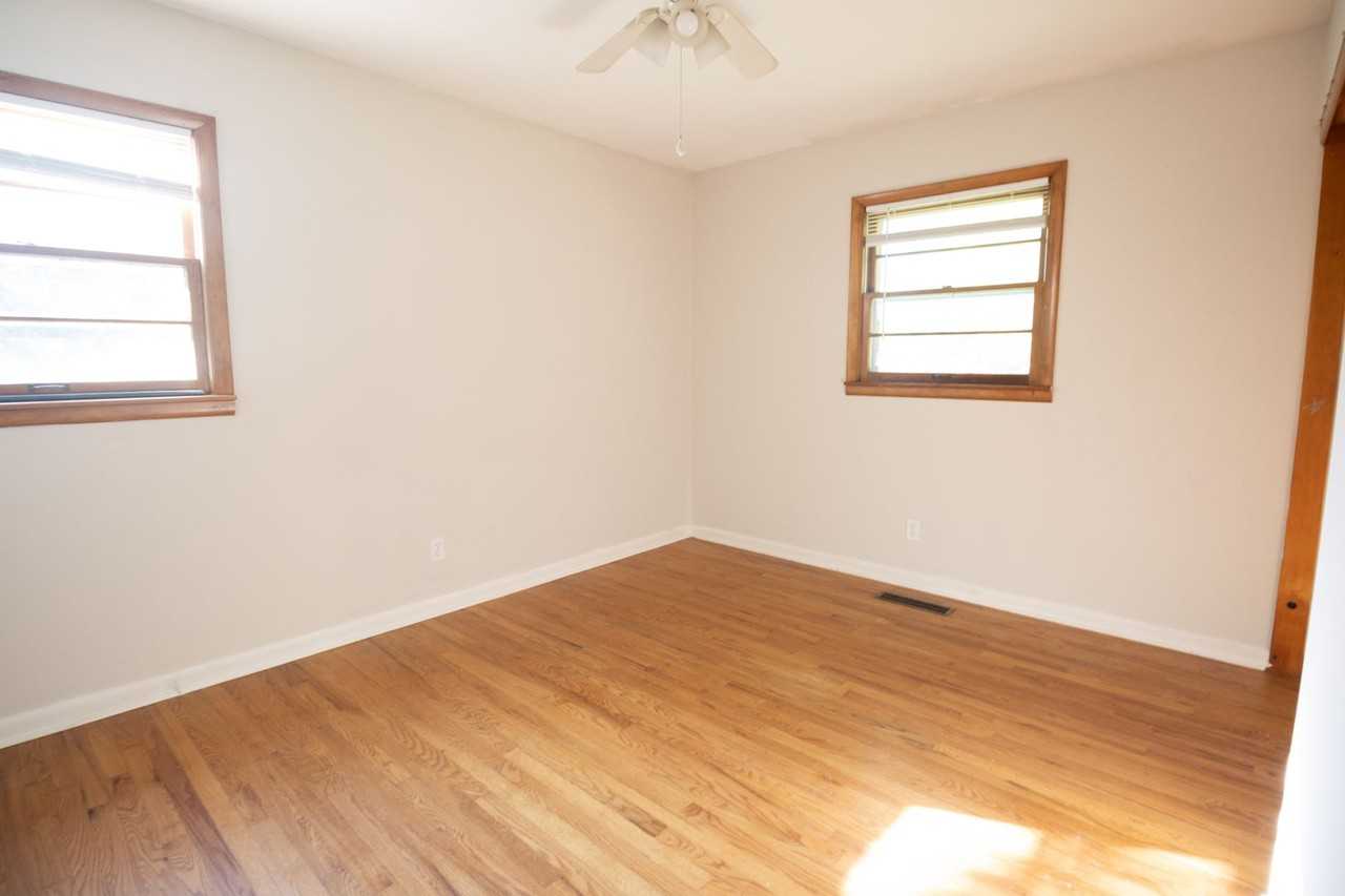 2501 Brookside Ct - Photo 7 of 14