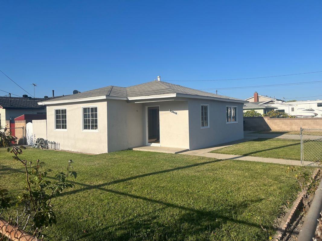 23648 Pennsylvania Ave - Photo 2 of 12