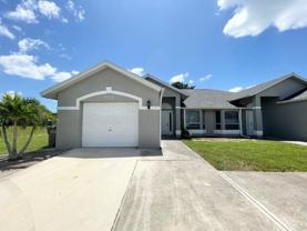 906/908 Cape Coral Pkwy W - Photo 1 of 1