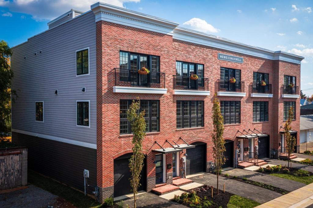 418 N Maxwell Ave - Photo 2 of 30