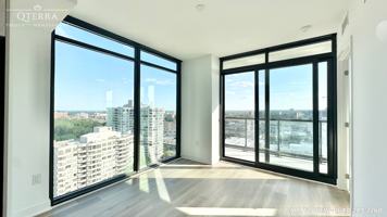 featured image of 86 Dundas St E