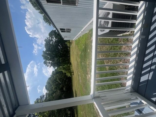 1840 Conway Dr - Photo 3 of 26