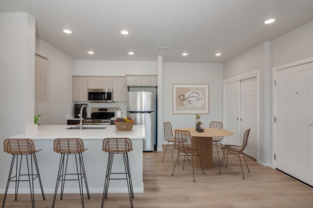 3500 W. Pine Ave - Photo 2 of 50