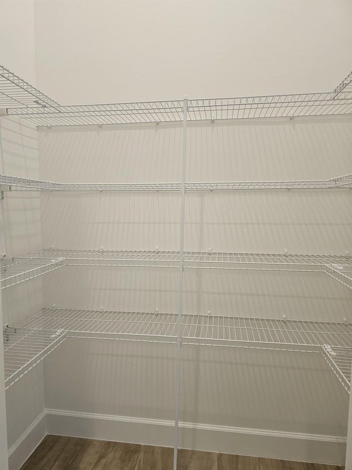 20175 Millrun Dr - Photo 3 of 31