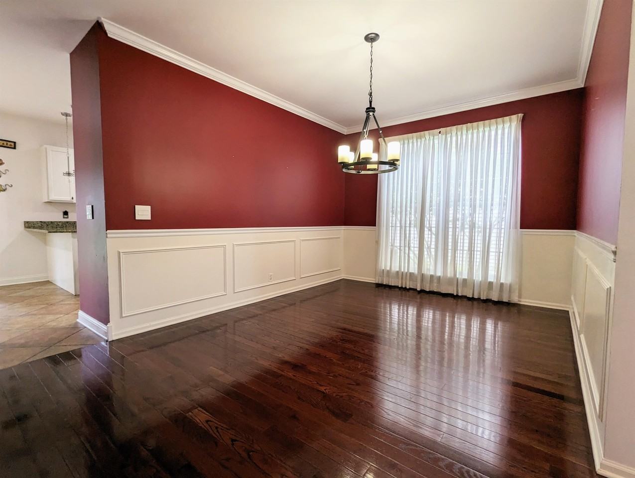 12583 Meadow Cir - Photo 3 of 47
