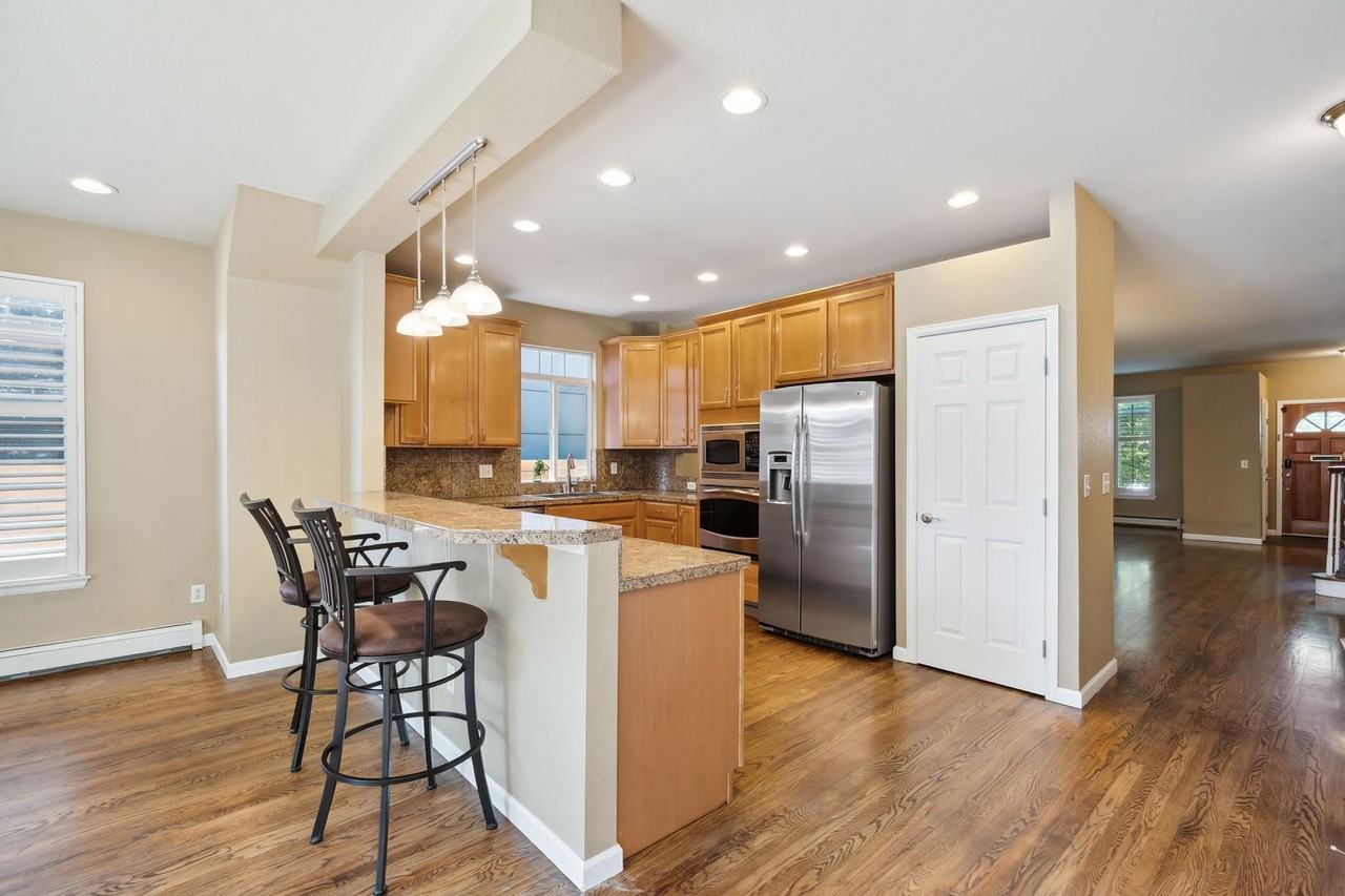 1330 S Washington St - Photo 6 of 35