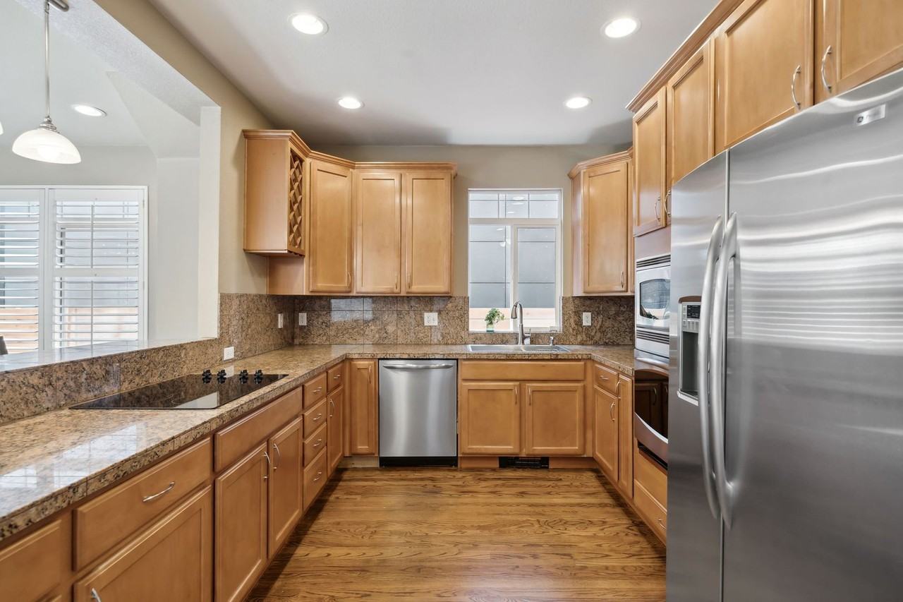 1330 S Washington St - Photo 7 of 35