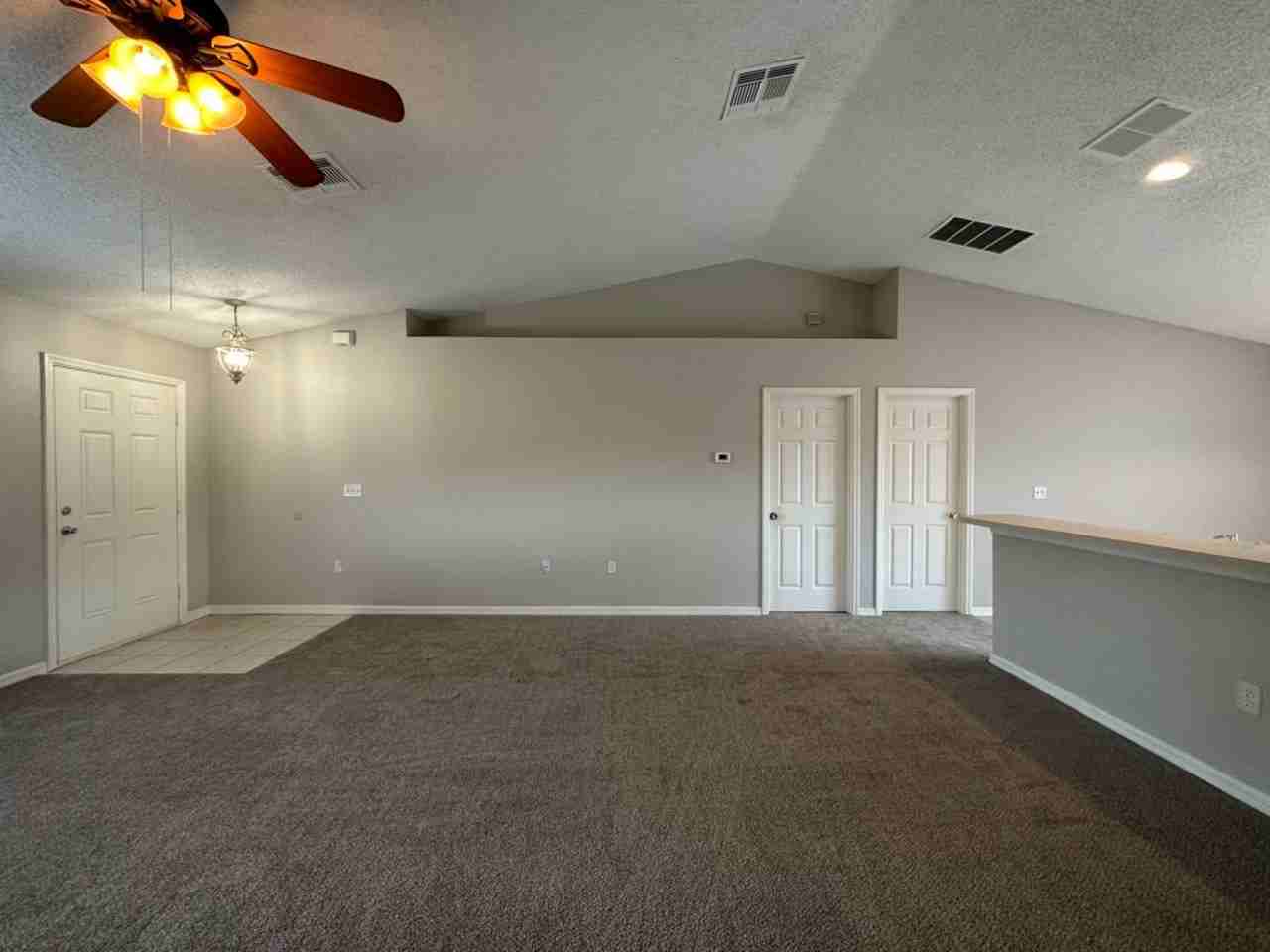 625 Llama Dr - Photo 5 of 29