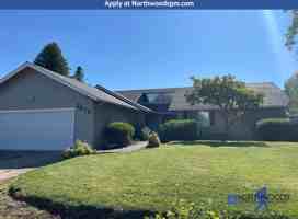 featured image of 2672 Tahitian Ave