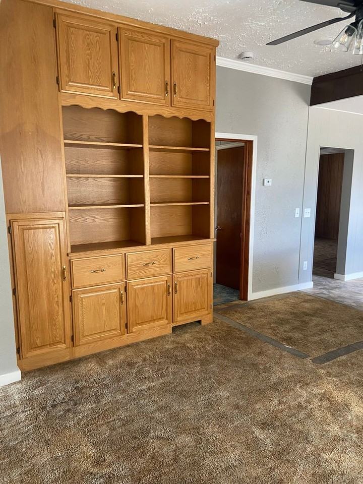 403 W 1st N - Photo 4 of 26