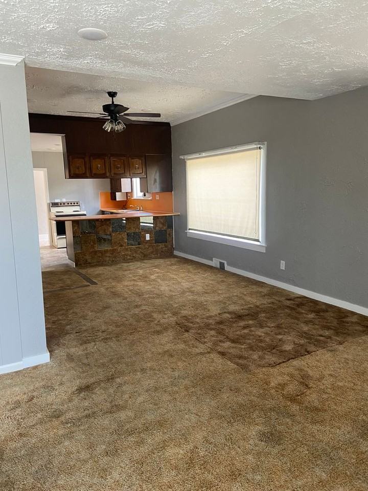 403 W 1st N - Photo 5 of 26