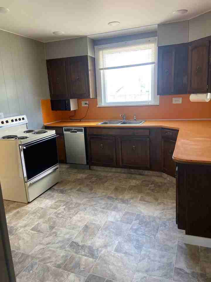 403 W 1st N - Photo 6 of 26