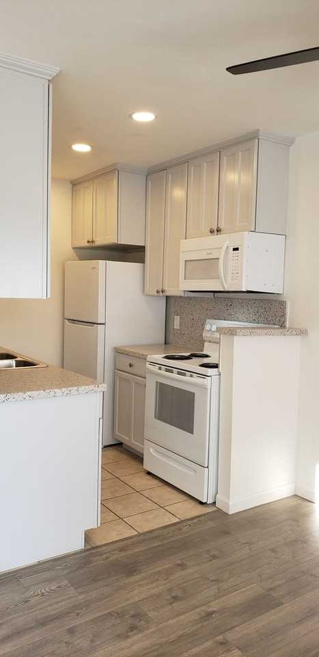 8150 Lemon Ave #212 - Photo 4 of 17