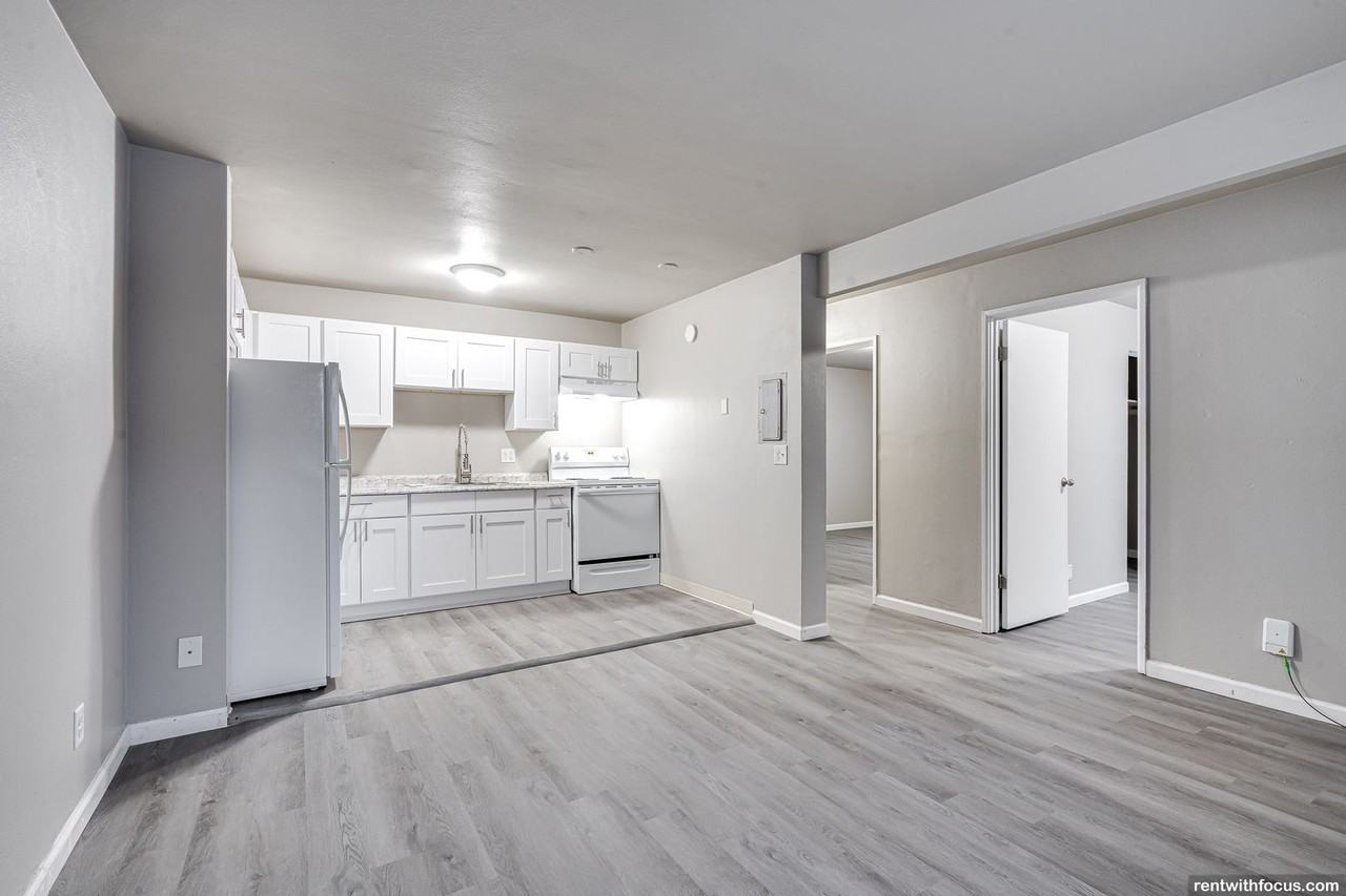 Titan Ridge 1237 - Photo 2 of 16