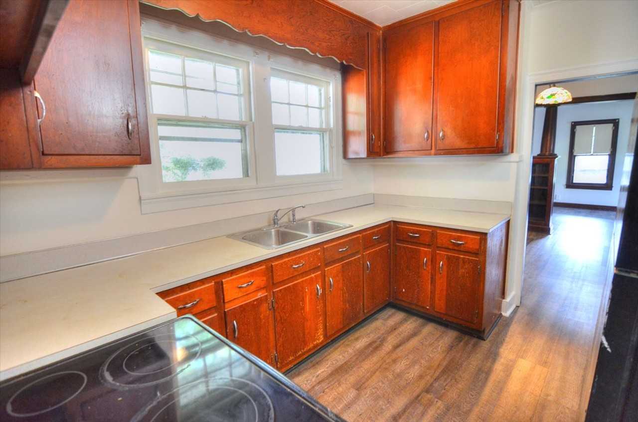 3511 Forrest Ave - Photo 7 of 20