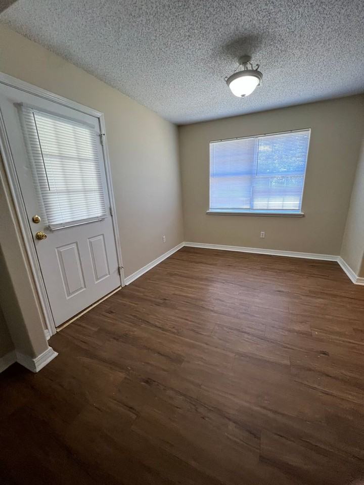 160 Pintar Ln - Photo 4 of 25