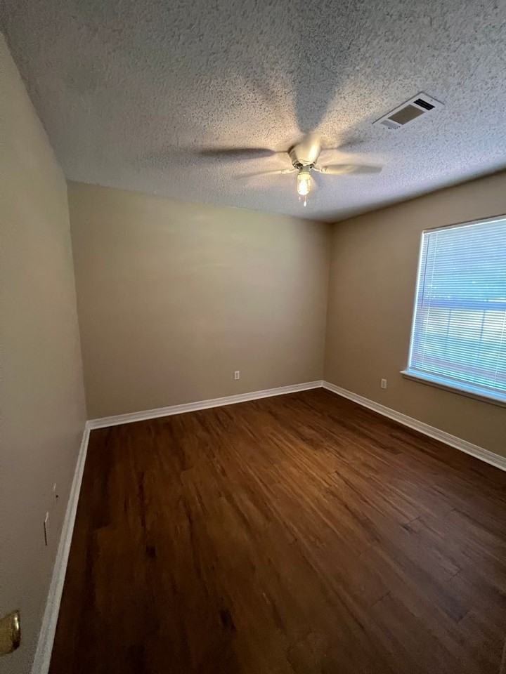 160 Pintar Ln - Photo 7 of 25