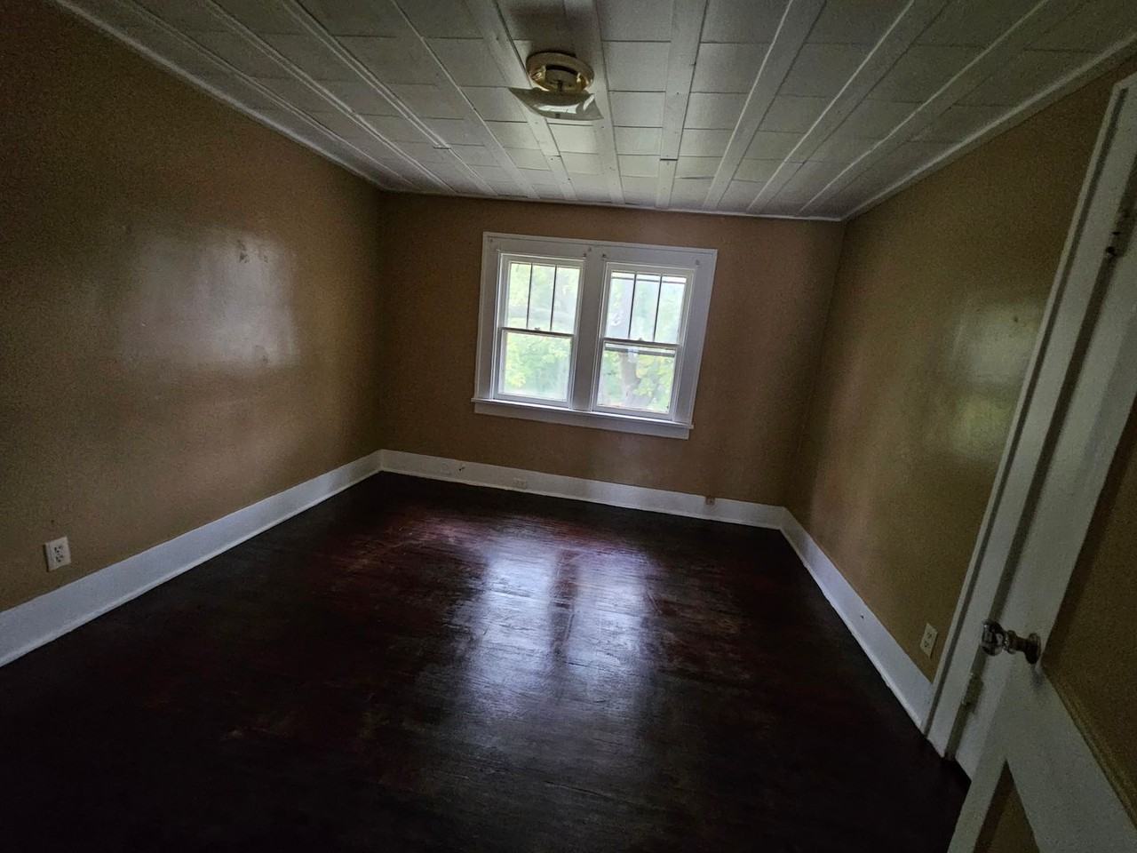 1331 North Machin Avenue - Photo 3 of 12