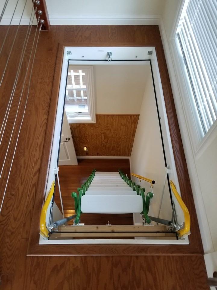 647 Seale Ave - Photo 7 of 11