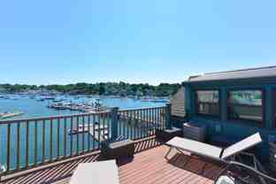 37 Rocky Neck Ave #A - Photo 1 of 1