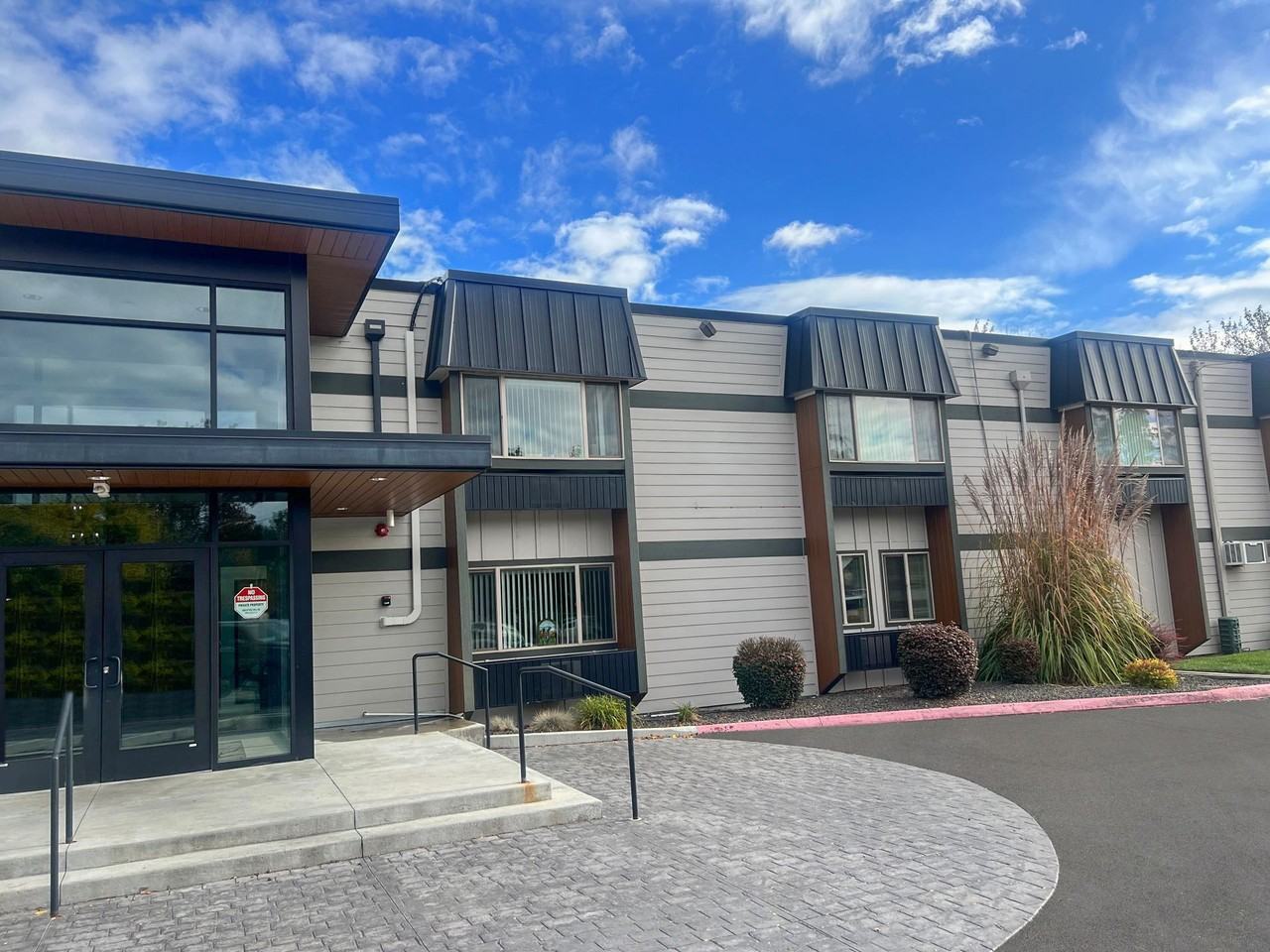 The Lodge at Creek Bend - Photo 2 of 20