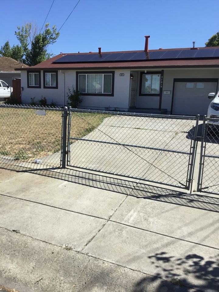 27618 Anderson Pl - Photo 2 of 9