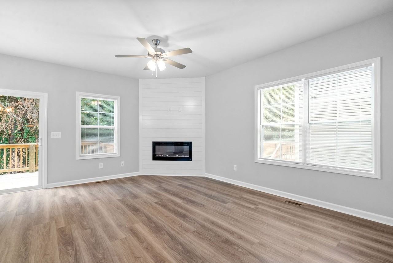 941 Cumberland Dr - Photo 6 of 30