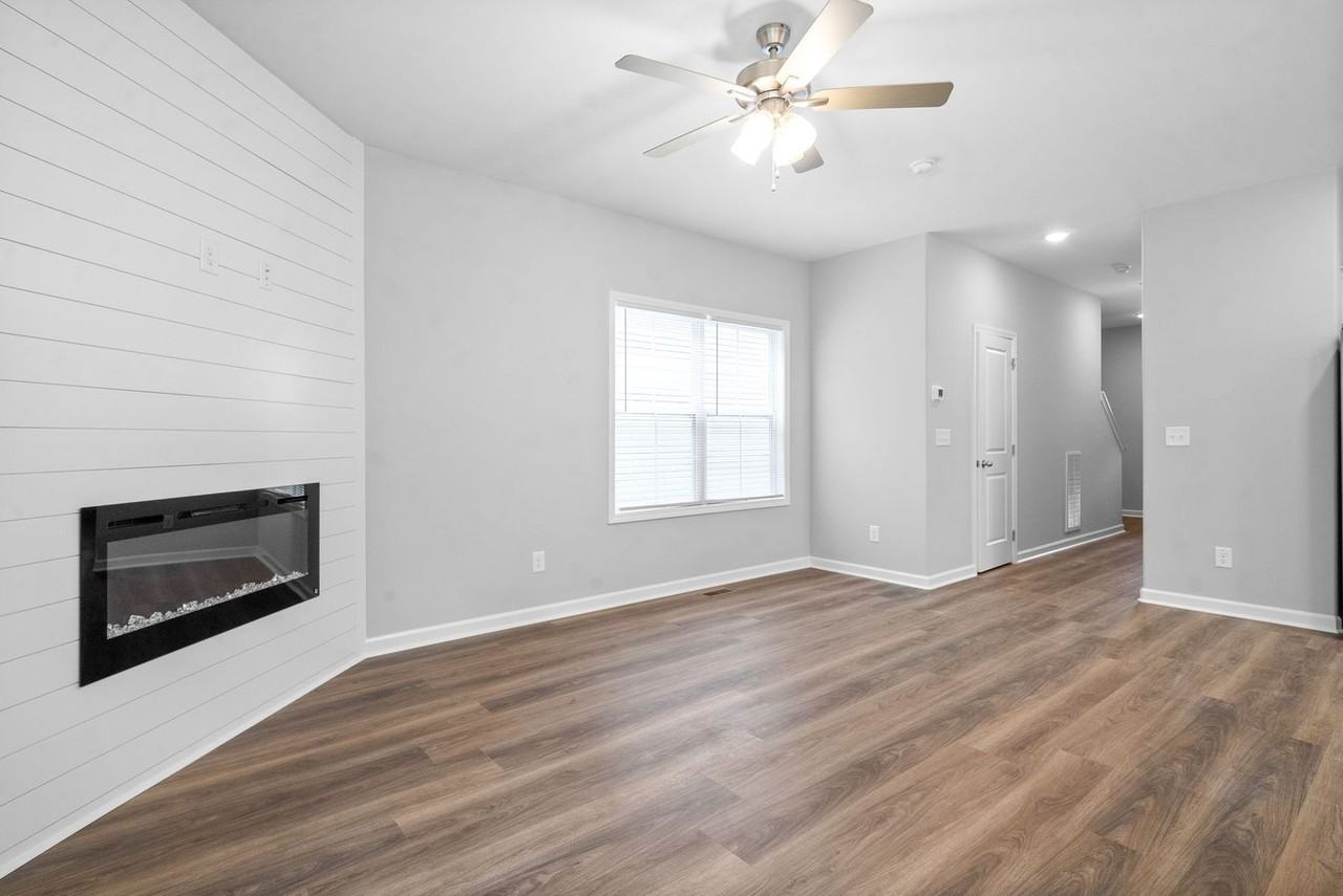 941 Cumberland Dr - Photo 7 of 30