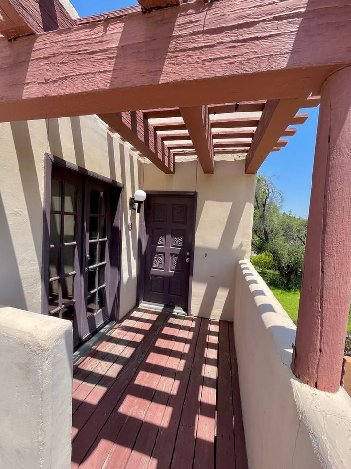 1028 S Ash Ave - Photo 5 of 32