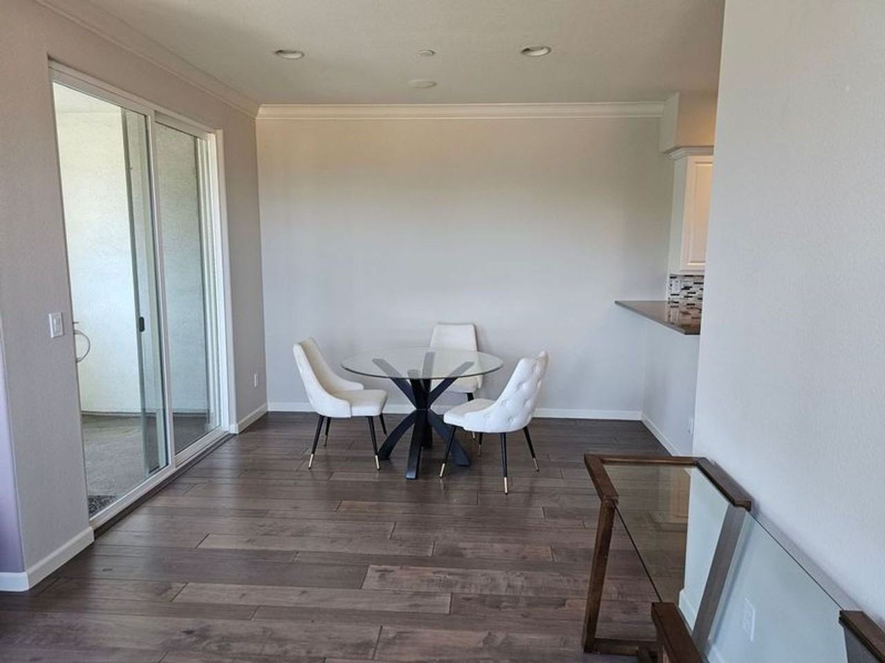 1126 Pepper Rd - Photo 3 of 30