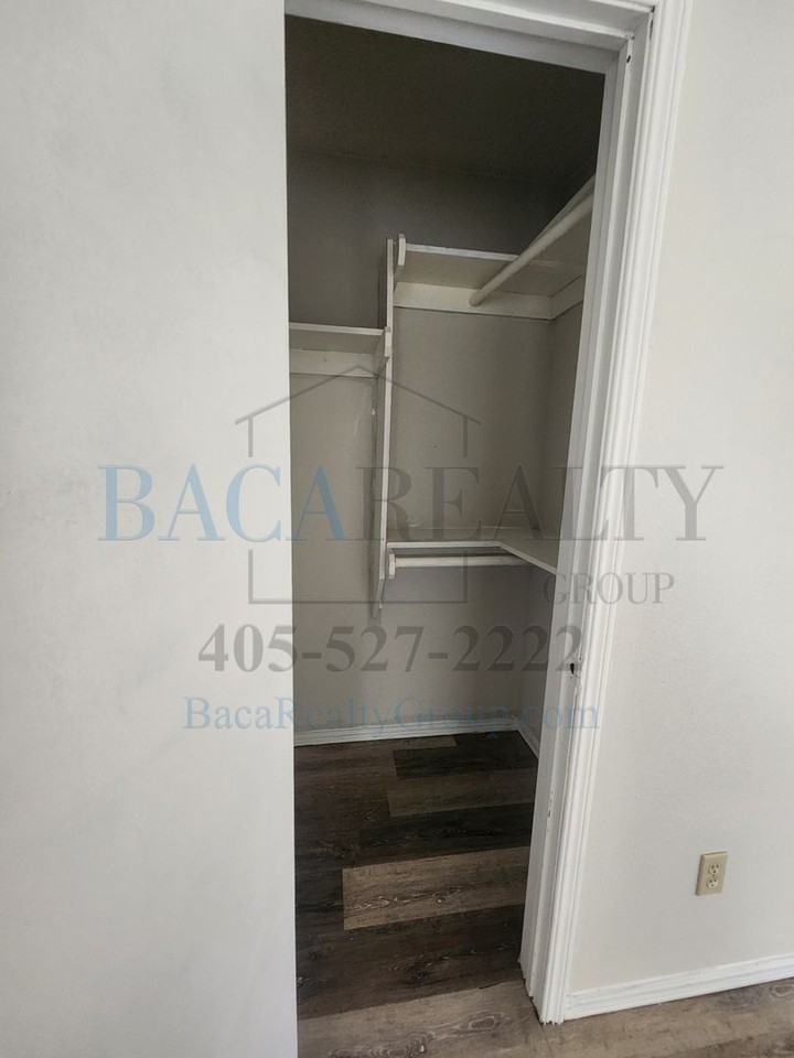 2258 Donna Dr - Photo 5 of 8