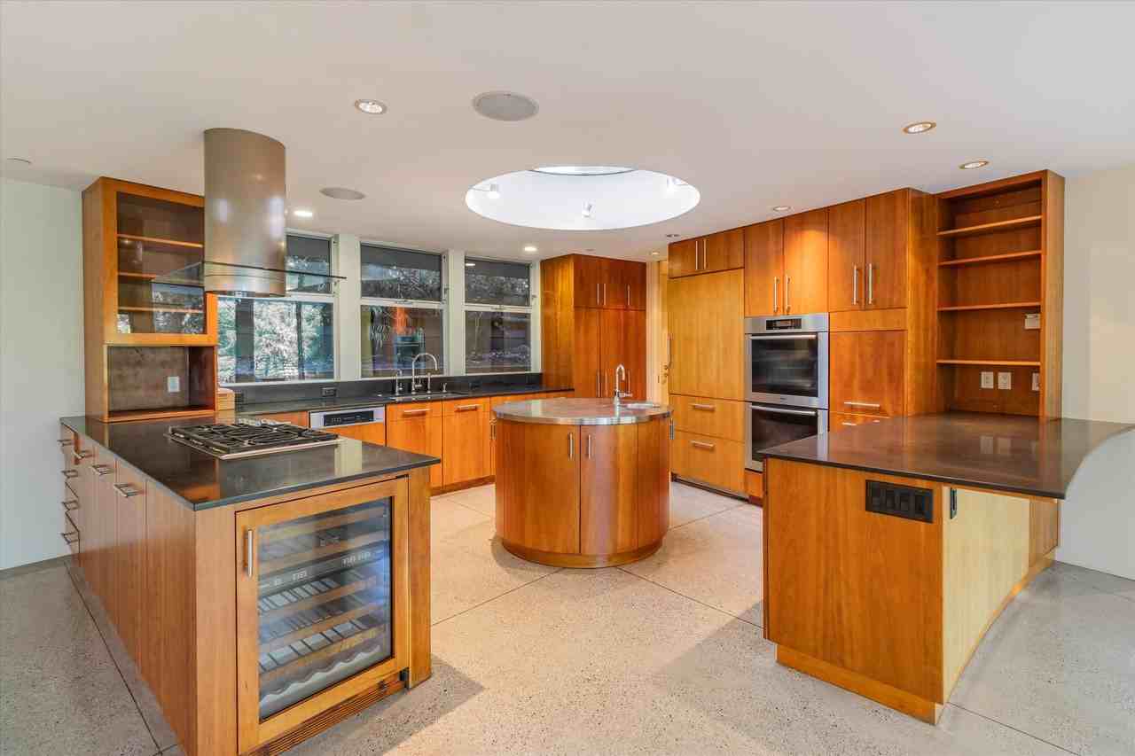 48 Hernandez Ave - Photo 3 of 19