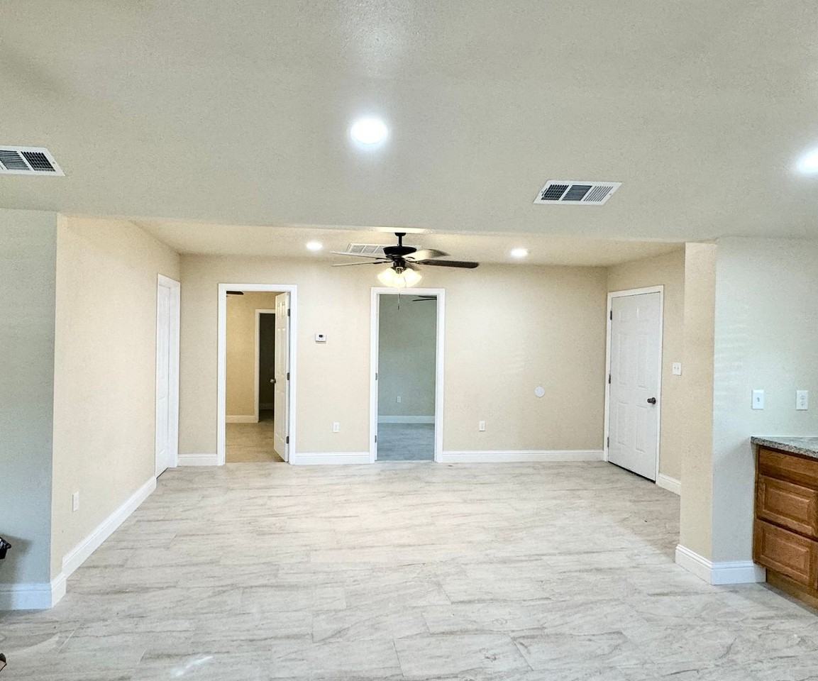 132 San Lucas St - Photo 3 of 10