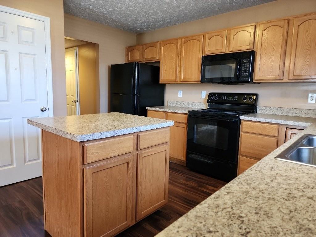 3888 Winding Twig Dr - Photo 5 of 21