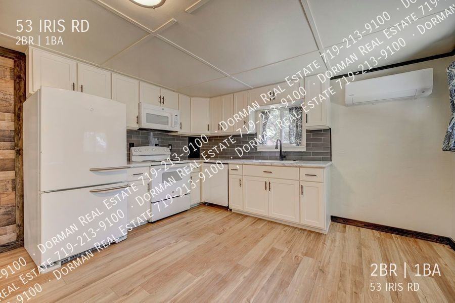 53 Iris Rd - Photo 2 of 19