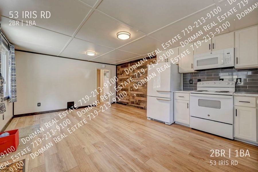 53 Iris Rd - Photo 3 of 19