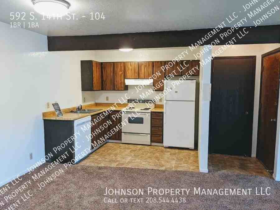 592 S 14th St #104 - Photo 4 of 15