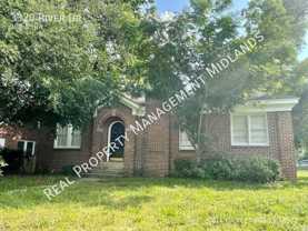 3320 River Dr - Photo 1 of 1