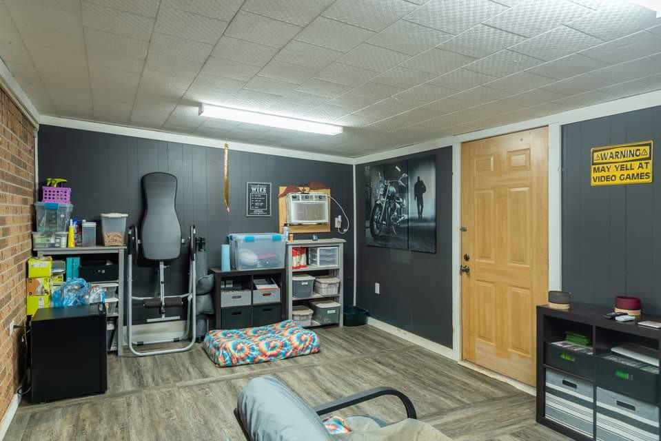 1139 Crescent Dr #NA - Photo 3 of 20