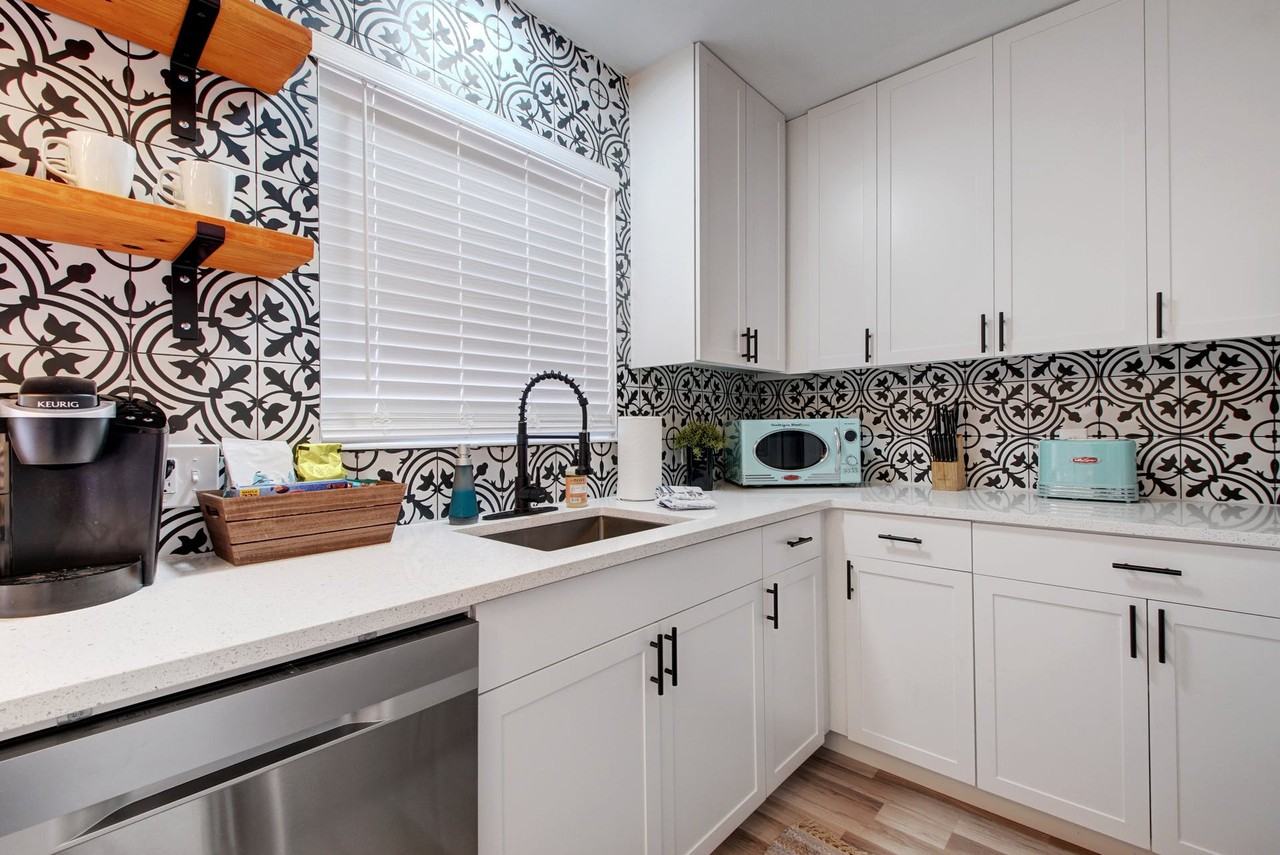 2210 Bristol Dr #NA - Photo 3 of 23